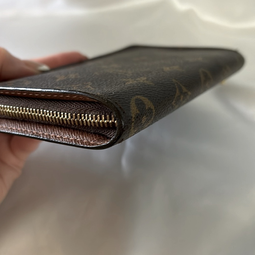 LOUIS VUITTON VINTAGE MONOGRAM ZIPPY WALLET EUC AUTHENTIC - Picture 6 of 17
